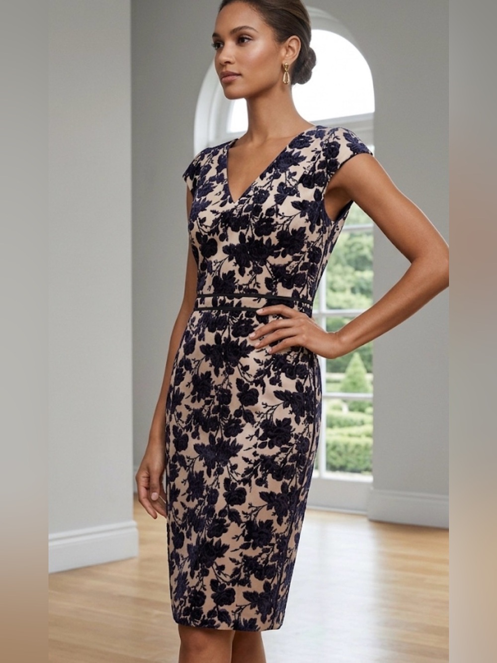 TORY BURCH "Dayton" Ivory and Navy Velvet Jacquard Floral Sheath Dress Size 10